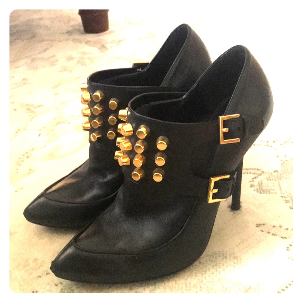 Amazing Gucci Studded Booties Size 7.5 37.5